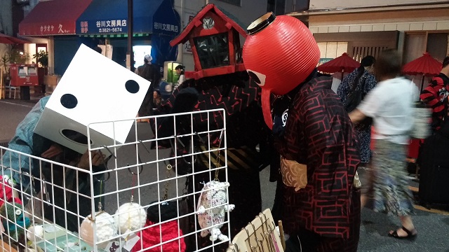 おばけが買い物