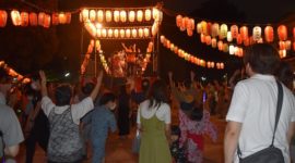 富士神社で久々の盆踊り。東北の夏も熱かった。