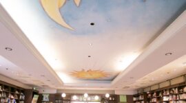 ようこそ！絵本の世界へ！ワクワクと出会いがある「劇場のような空間」神保町の絵本専門店＆カフェ「ブックハウスカフェ」